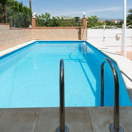 Habitaciones Iraizas Con Piscina Otura ภายนอก รูปภาพ